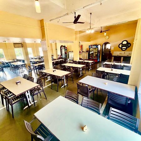 Hotel Manik Moti Lonavala Εξωτερικό φωτογραφία